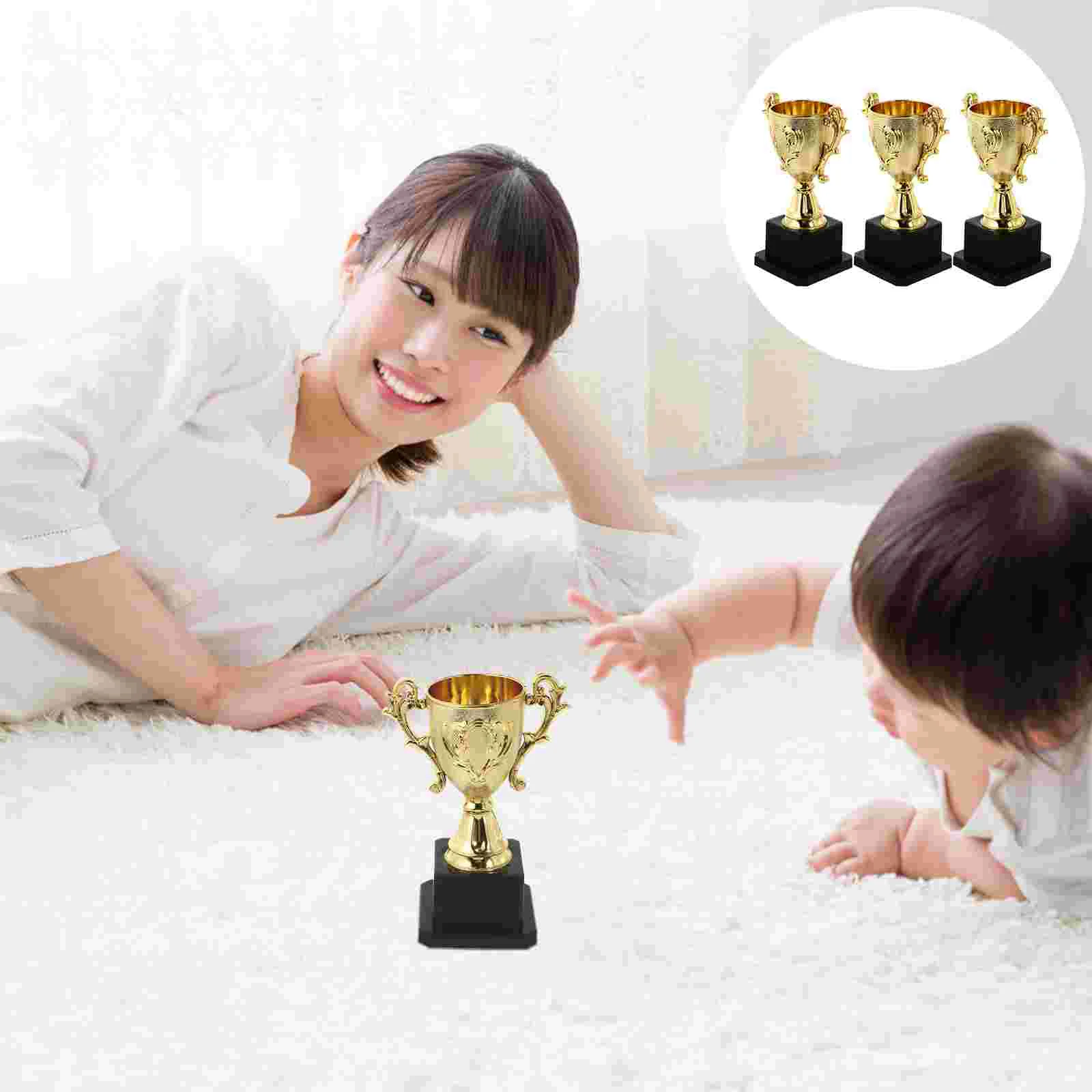 

3pcs Beautiful Children's Achievement Completion Trophies for Encouragement