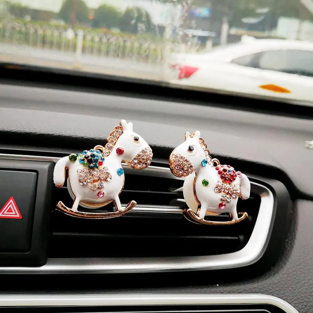 

Car Alloy Carousel Perfume Clip Creative Diamond-studded Car Air Conditioning Air Outlet Aromatherapy Clip Car Accessories