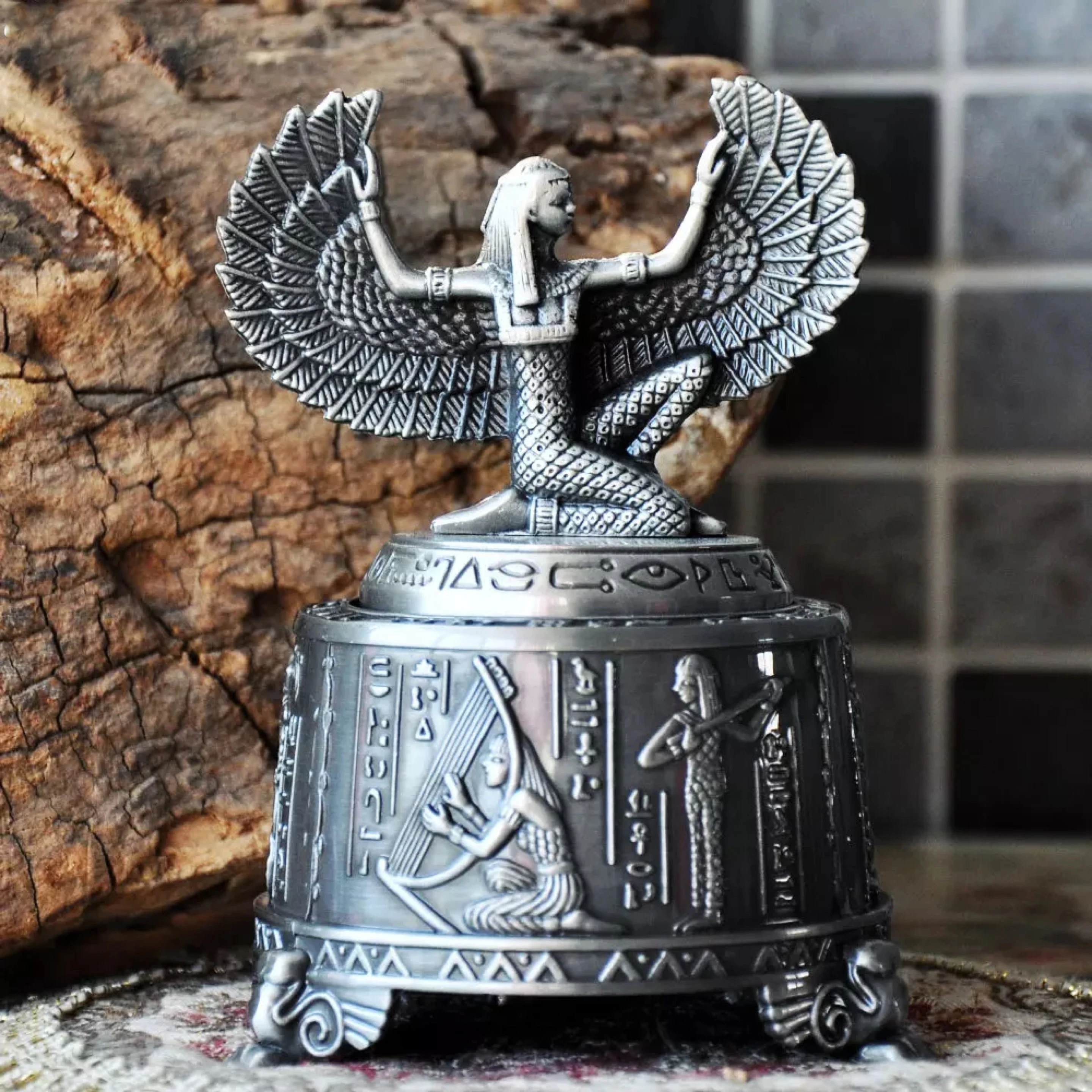 

Металлическая музыкальная шкатулка в египетском стиле ретро, оригинальный подарок, украшение для гостиной, статуэтки C137