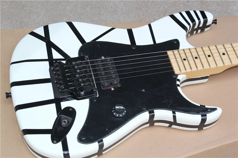 

Высококачественная электрогитара st под заказ, black guard, H pickup, maple fingerboard, может быть настроена по требованию, бесплатная доставка