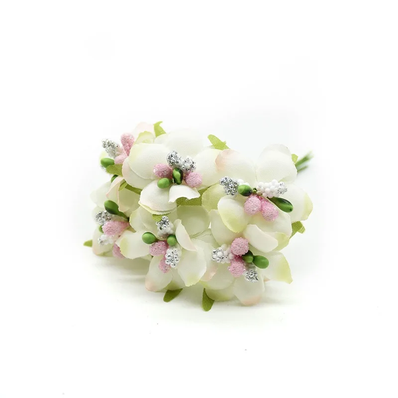 Декоративный букет искусственных цветов 6 шт |