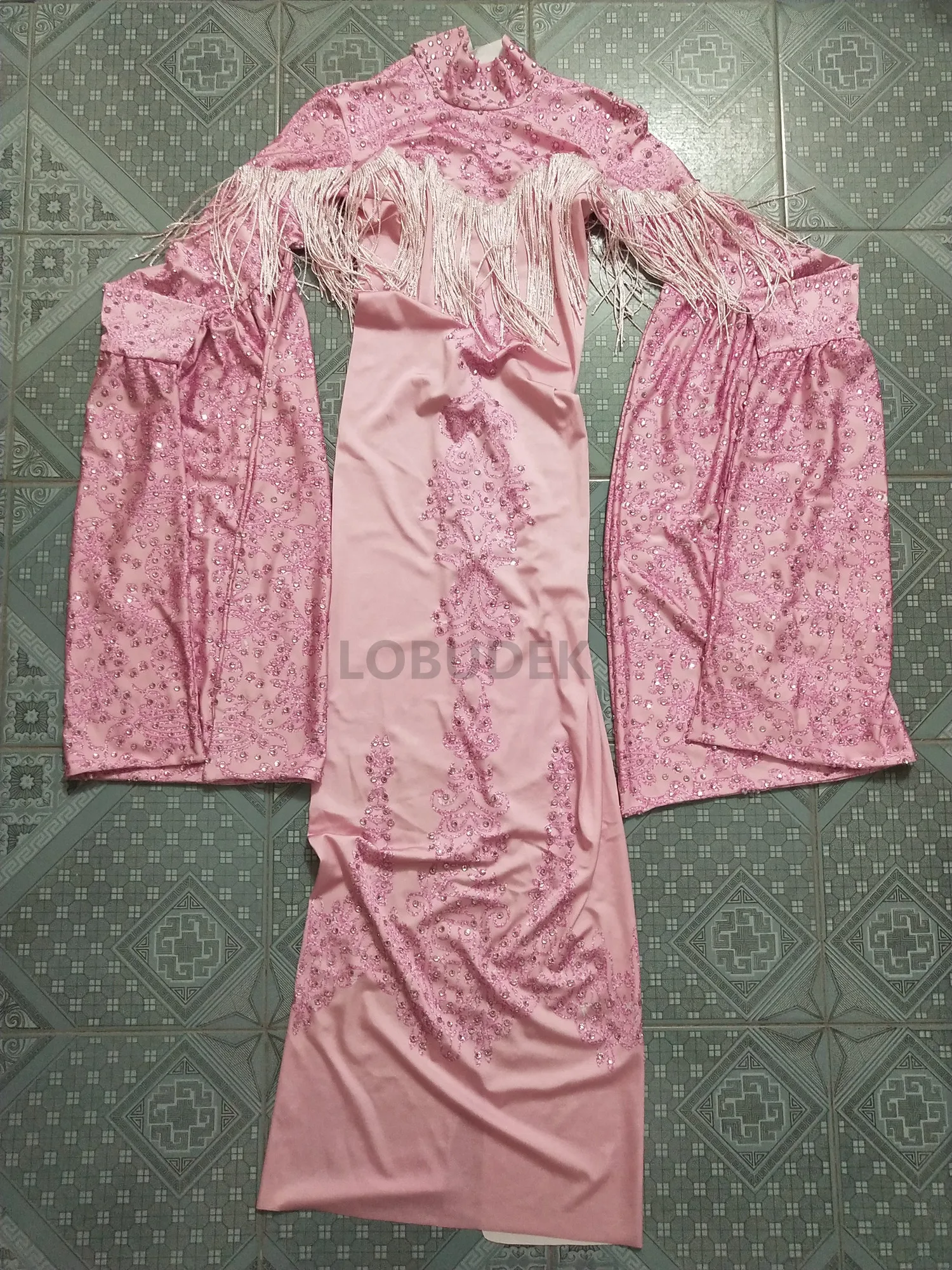 

Women Pink Tassel Rhinestones Bat Sleeve Skinny Dress Singer Host Evening Party Birthday Prom Performance Bar Stage Costume