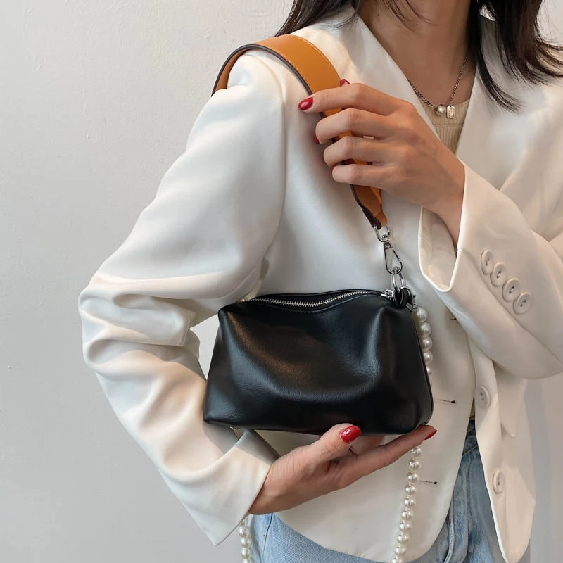 

Fashion Pearl Chain Shoulder Bags for Women 2021 Summer New Ladies Crossbody Bag High Quality Leather Solid Color Messenger Bags