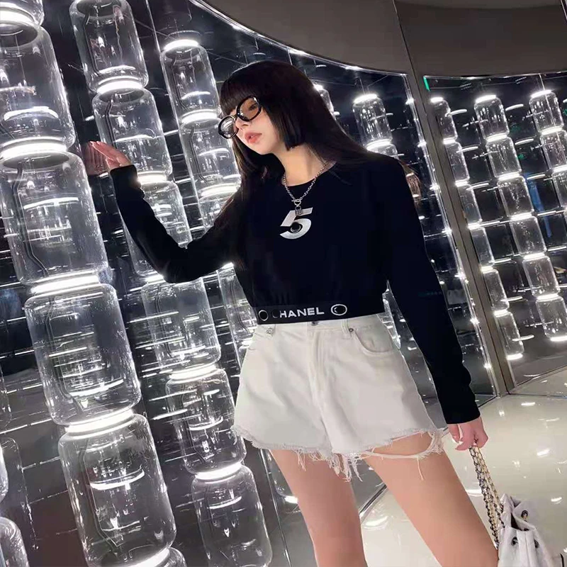 

Women's Jackets Autumn 2021 Early Autumn New No. 5 Digital Print Short Sweatshirt Design Top Sweatshirt Hoodies