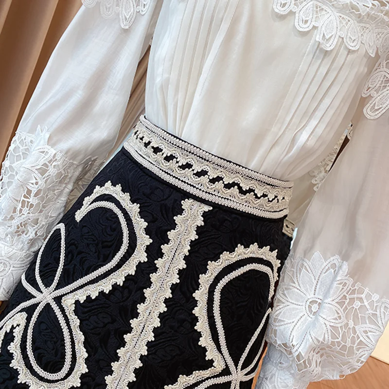 

Vintage Patchwork Lace Embroidery Shirt For Women Stand Collar Lantern Sleeve Ruched Elegant Blouse Female 2020 New