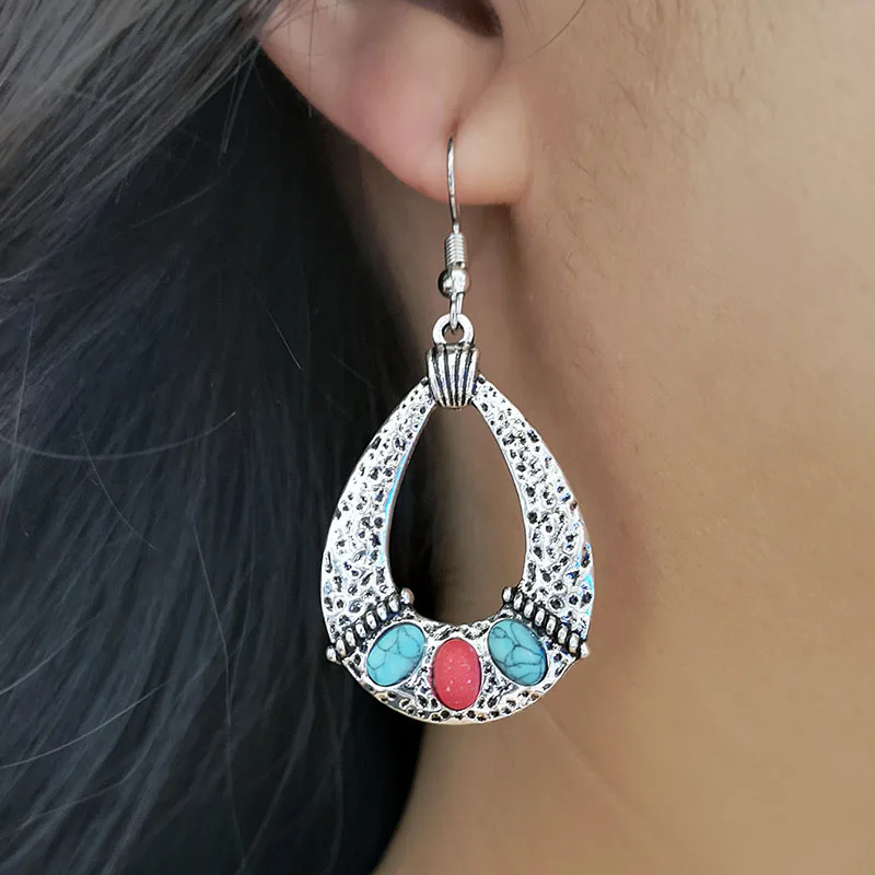 Женские серьги-кольца в этническом стиле |