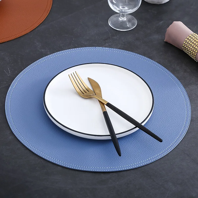 

4Pieces Fashion Round Tableware Mat Waterproof Double-layer PU Leather Table Pad Europe Kitchen Tool Coaster Coffee Tea Placemat