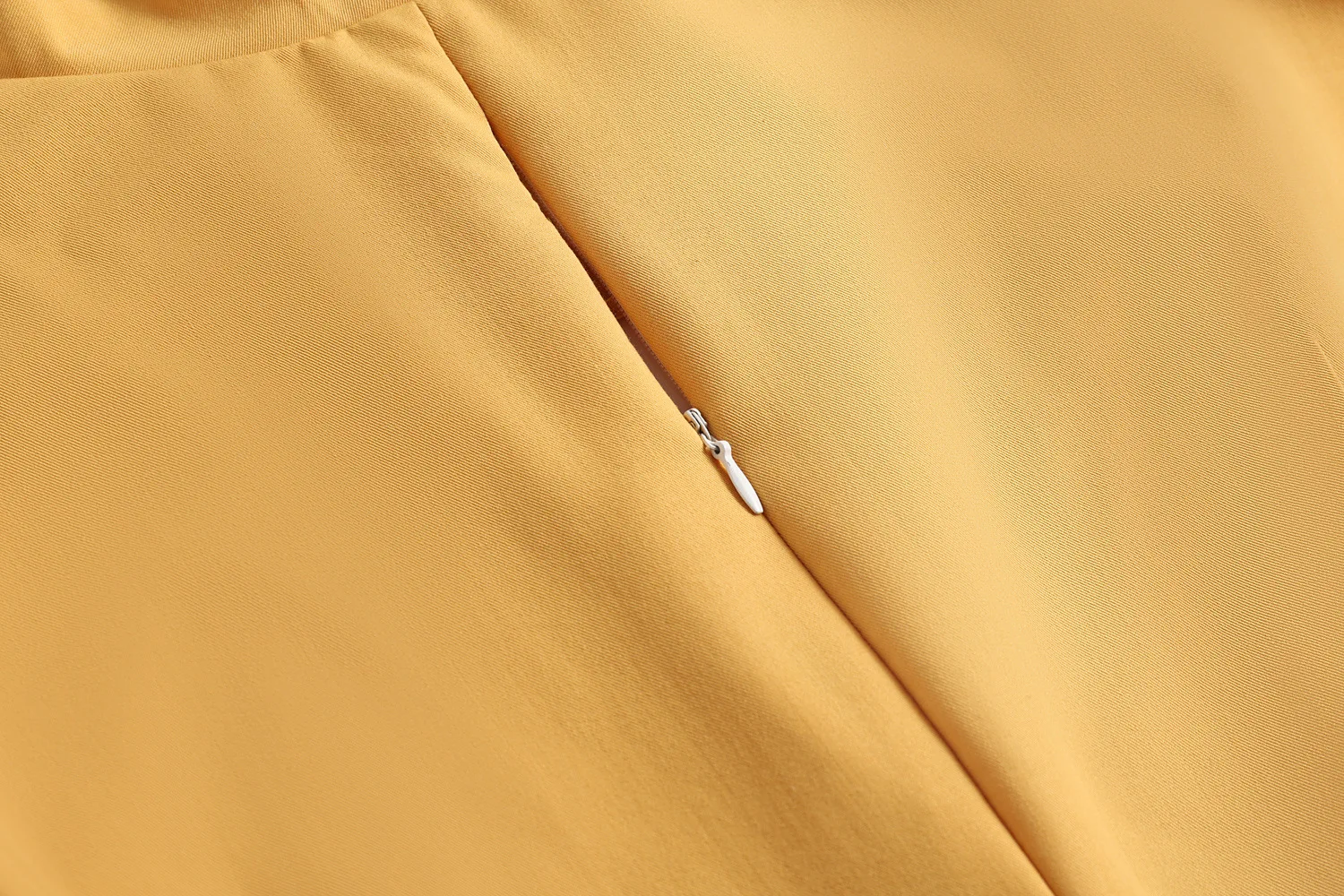 

Women Vintage Yellow Fresh Sweet Mid-length Dress Hepburn style Turn down Collar Swing A Line Retro Party Dresses