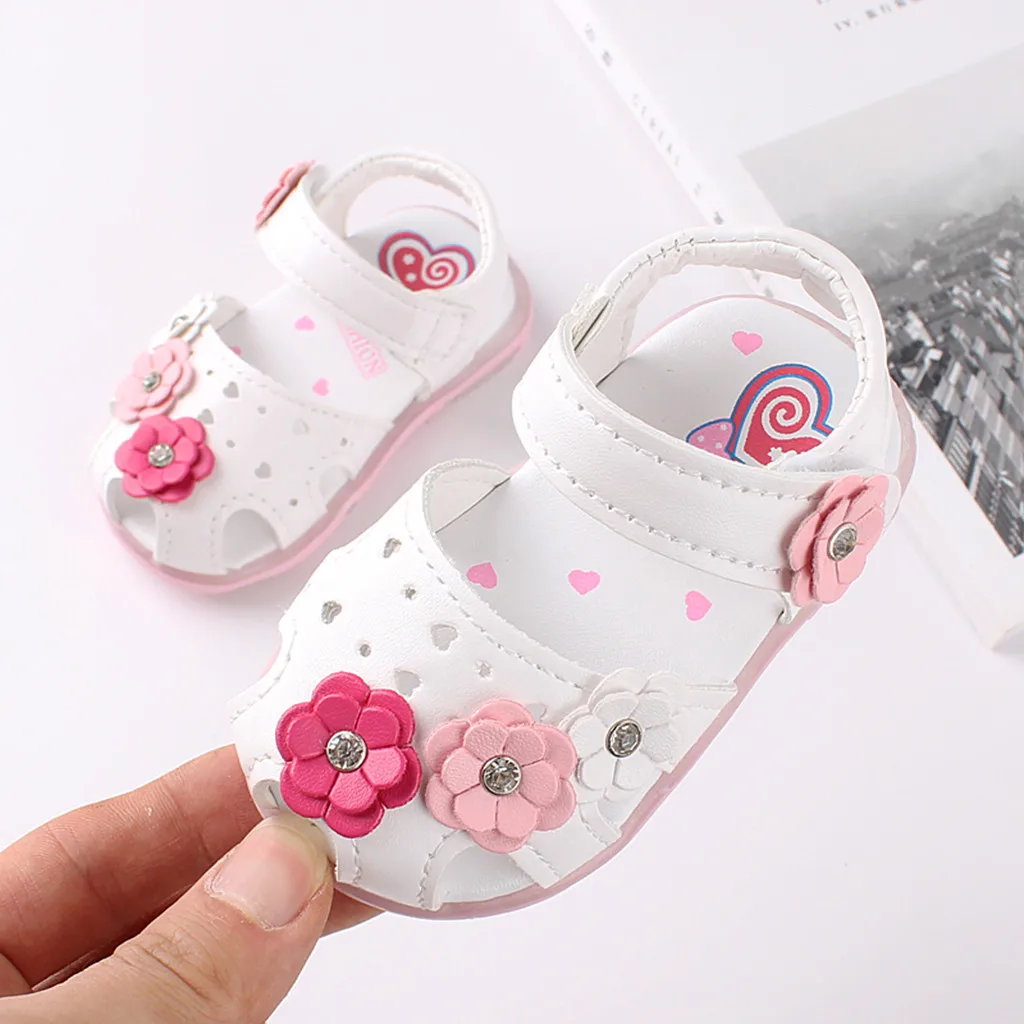 

2021 New sandals Toddler Infant Kids Baby Girls Cute Flowers Soft Sole LED Luminous Sandals Sneakers children sandals girls Jun