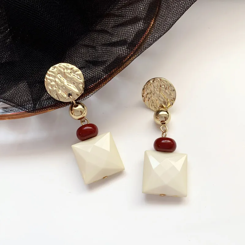 Длинные серьги кисточки из смолы с геометрическим рисунком модные в дворцовом