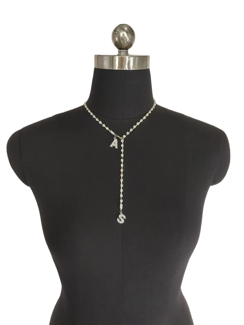 

Europe America Fashion Shining Crystal Chain Choker Female Necklaces Punk Jewelry Accessory Letter Pendant Necklaces for women