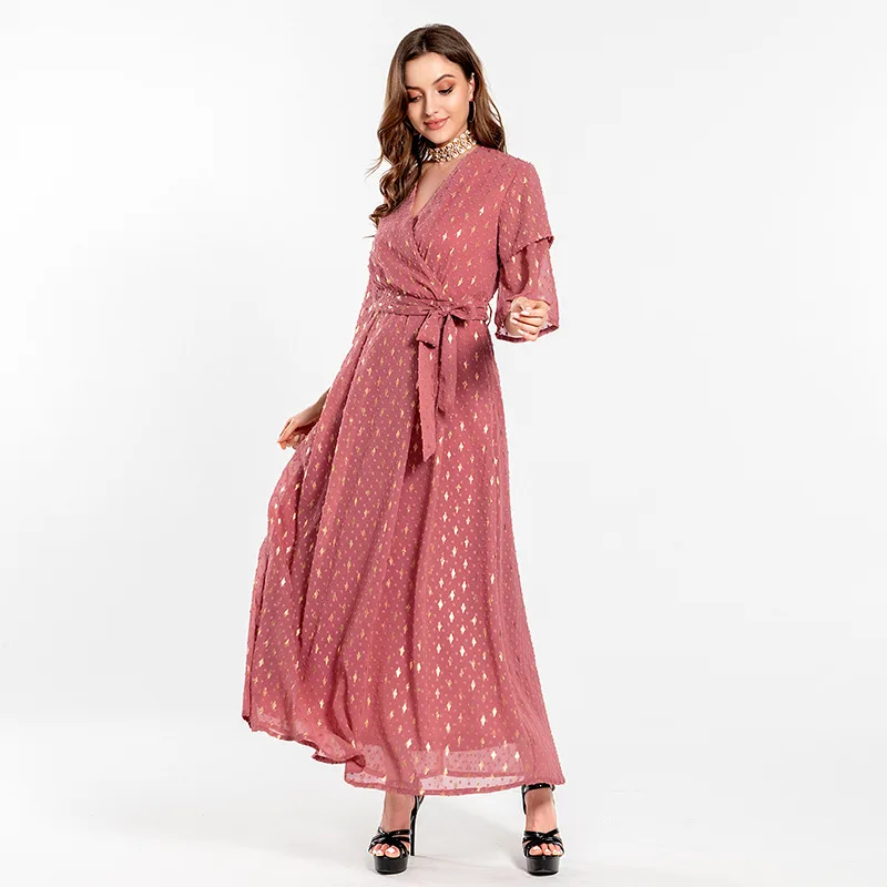 Женское длинное платье с V-образным вырезом красное в стиле Саудовской Аравии и