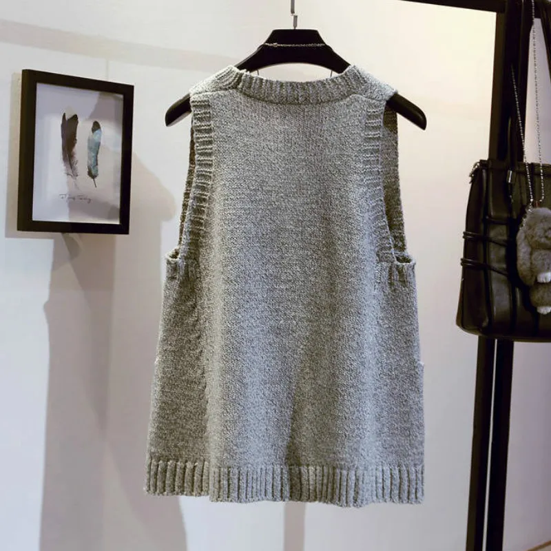 Женский трикотажный жилет весенний однотонный простой свитер без рукавов с