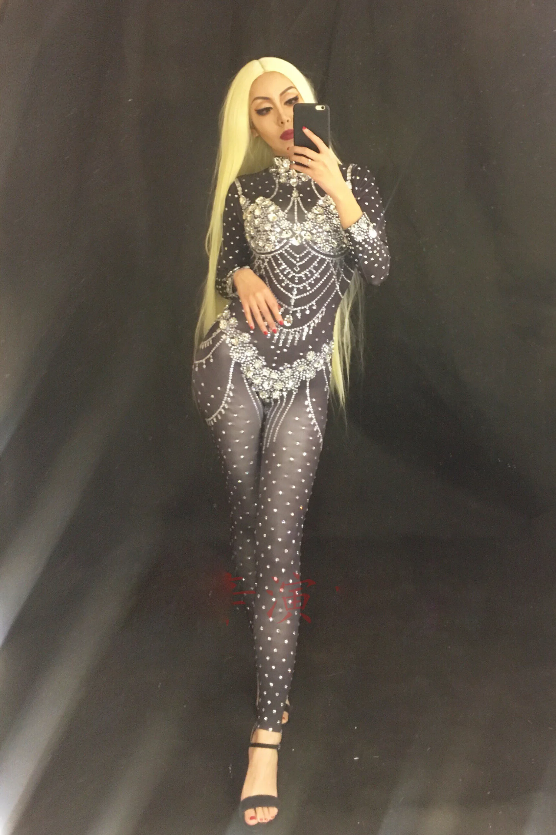 Блестящие кристаллы телесный комбинезон стрейч камни наряд для празднования