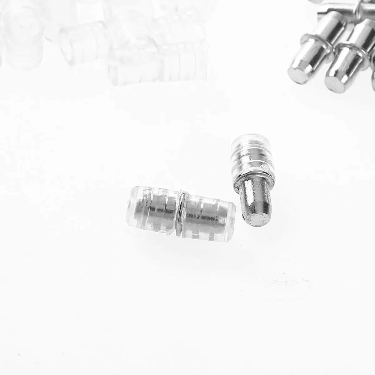 50 шт. металлические шпильки и резиновые рукава для домашней полки опорные