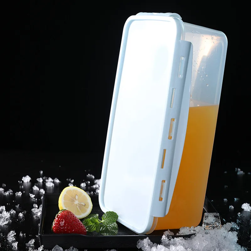 

Soft Silicon Bottom Frozen Ice Cube Trays BPA-Free Ice Cube Storage Container Box With Lid Ice Mold Makers For Cool Drinks