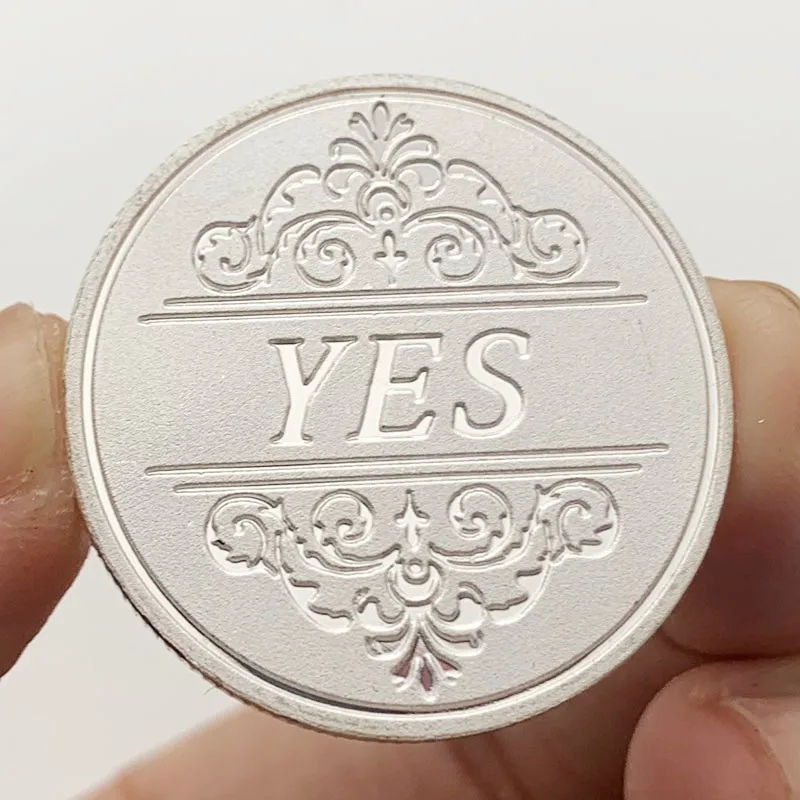 

30mm Yes or No Golden and Silver Metal Craft Luck Badge New Moonlight Style Decision Coin