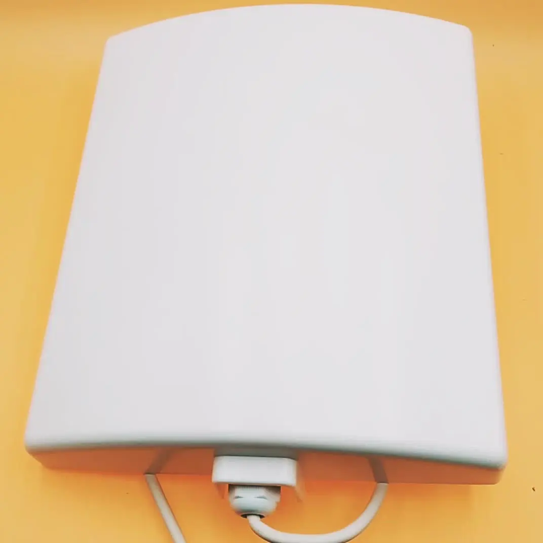 220*190*50mm high gain 5dbi UHF 458mhz flat panel outdoor antenna for 400mhz wlan system