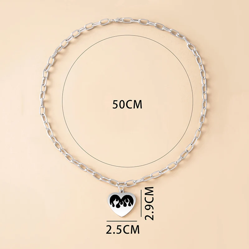 Ожерелье с подвеской в виде сердца из нержавеющей стали черным пламенем стиле