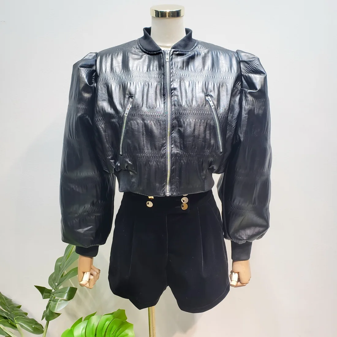 L77street PU embossed sheepskin soft French lantern sleeves short paragraph plus cotton padded cotton clothing leather jacket