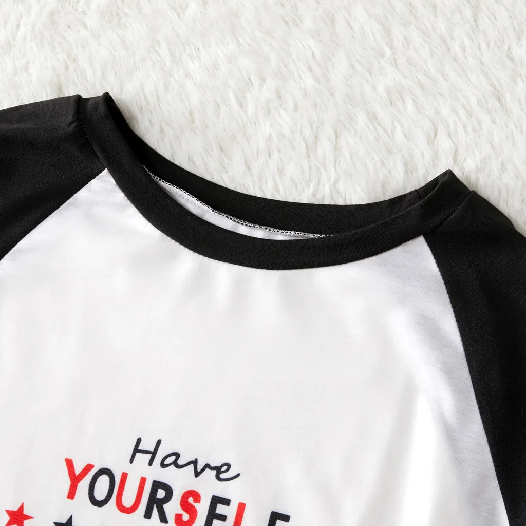 Семейная одежда для маленьких мальчиков и девочек детский Рождественский топ с