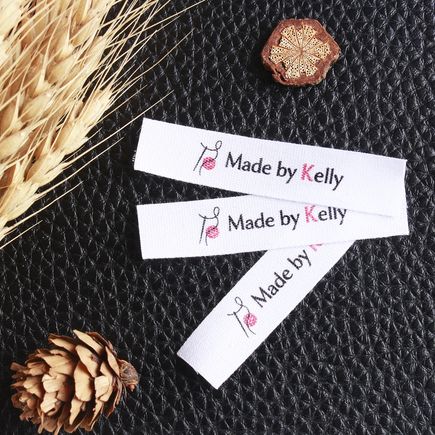 

Пользовательские персонализированные этикетки, швейные этикетки, вязальные этикетки, тканевые этикетки, этикетки одежды, бирки с именами, ...