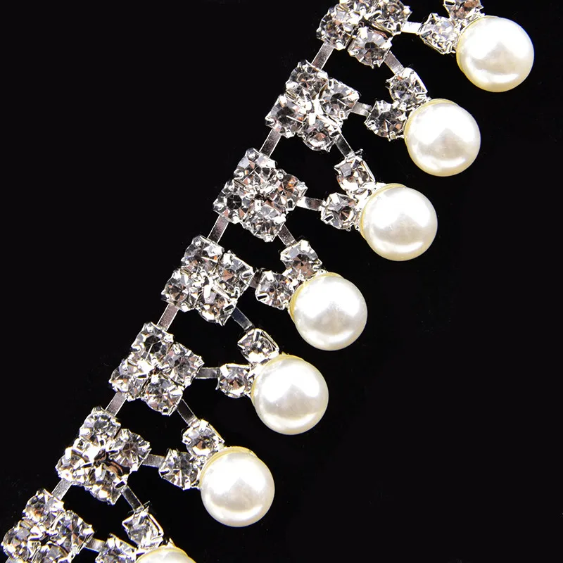 Цепочка с жемчужными кисточками 2 см