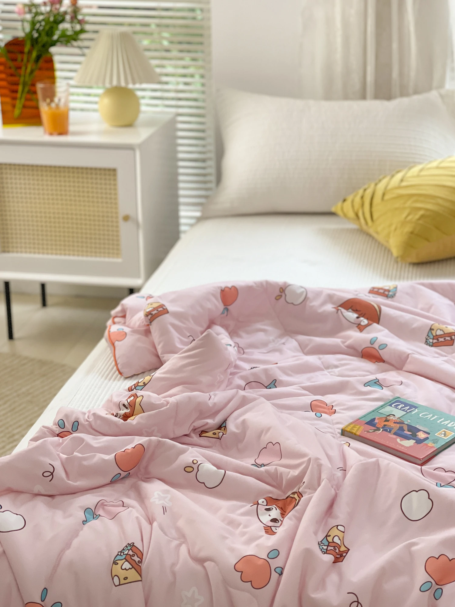 للبيع لينة الحليب الحرير غطاء الهواء آلة قابل للغسل الكرتون الصيف رقيقة حاف واحد مزدوج لطيف لحاف صيفي الصيف بطانية