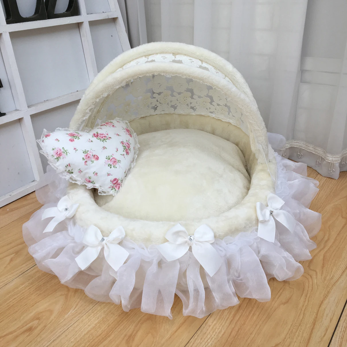 

Luxury Princess Pet Bed Lace Kennel Cradle Dog Bed Overall Removable High Density Sponge Ring Is Not Deformed