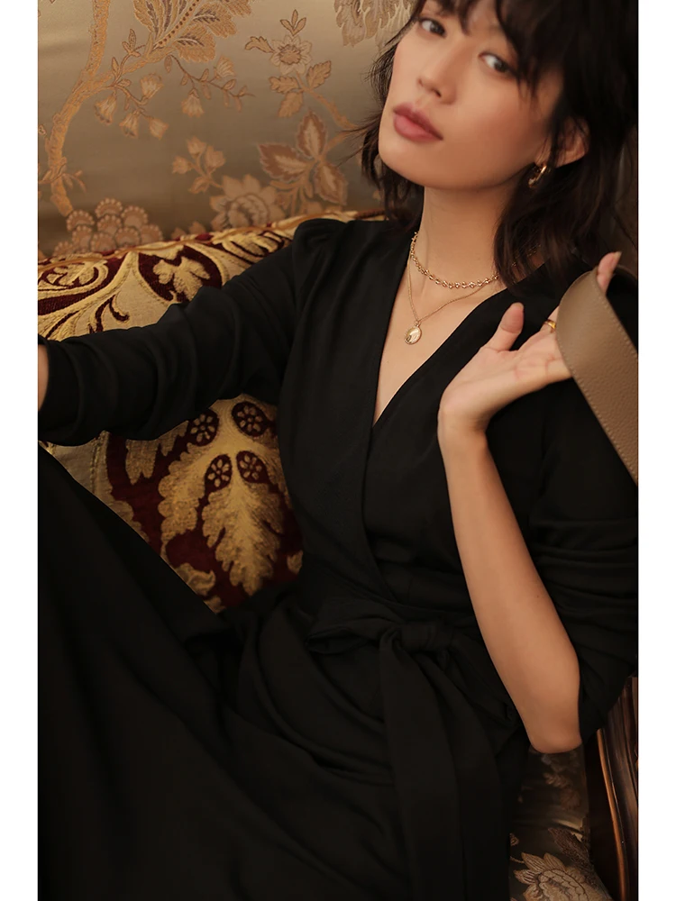 

Top Quality New Black Long Dress 2020 Autumn Winter Long Evening Party Women V-Neck Bow Belt Deco Long Sleeve Elegant Maxi Dress