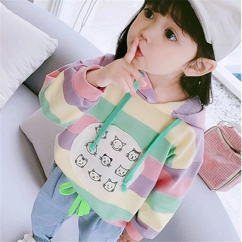 

Топы для девочек весна 2021 детская новая Корейская версия нижней рубашки для детей и девочек Радужный свитер