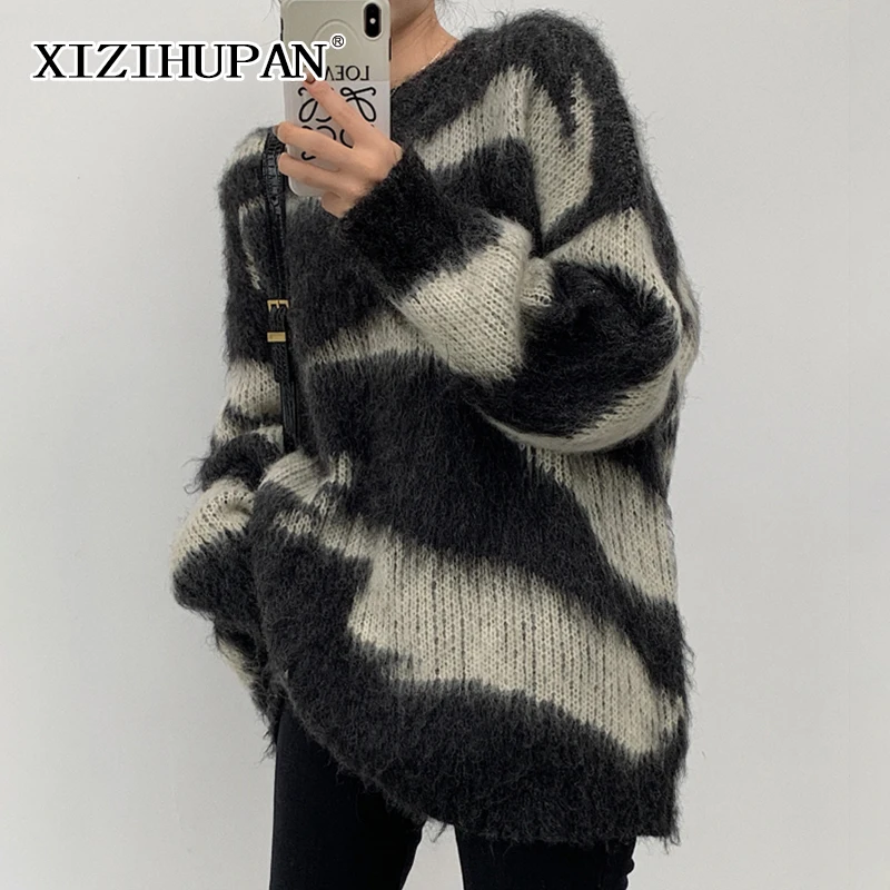

XIZIHUPAN Causal Colorblock Korean Fashion Women's Sweater Round Neck Long Sleeve Straight Loose Women Clothing 2021 Winter New