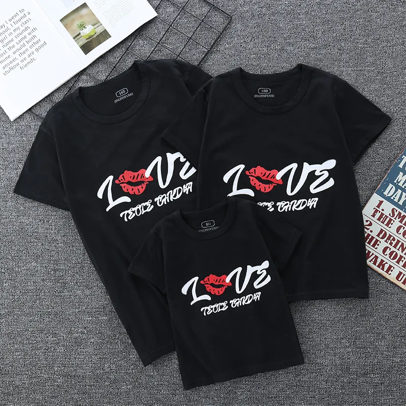 Одинаковая семейная одежда наряды для папы матери дочери сына рубашка рук мамы и