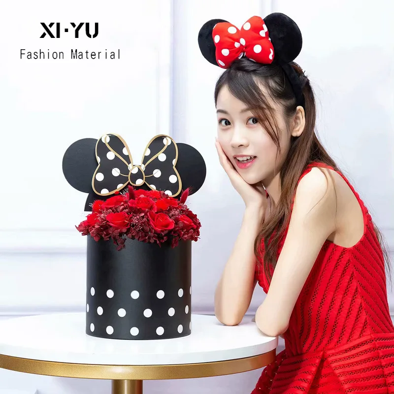 Подарочная коробка с милым бантом и Микки Маусом круглая для творчества Детские