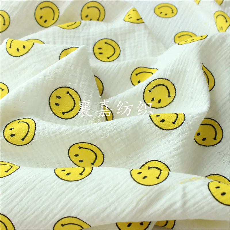 Yellow Smiley Face Printed Cotton Crepe Seersucker Baby Gauze Fabric Home Textile Bedding Blanket Cloth Pajamas Material
