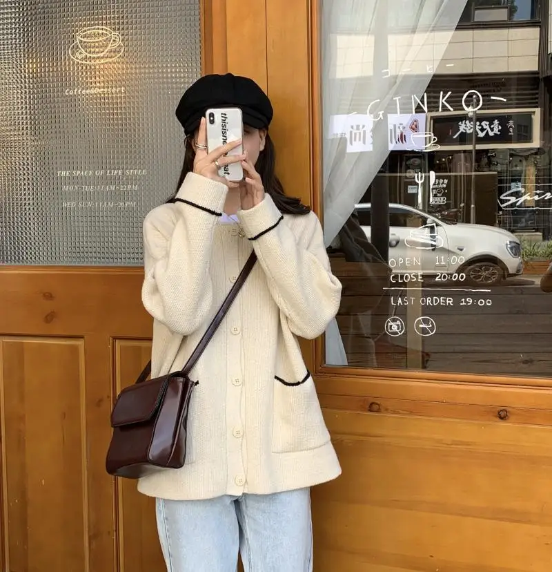 

Alien Kitty 2020 New Autumn Knitted Sweater Coat Korean Chic Lapel Lazy Style Long Sleeve Single-breasted Cardigan Woman Clothes