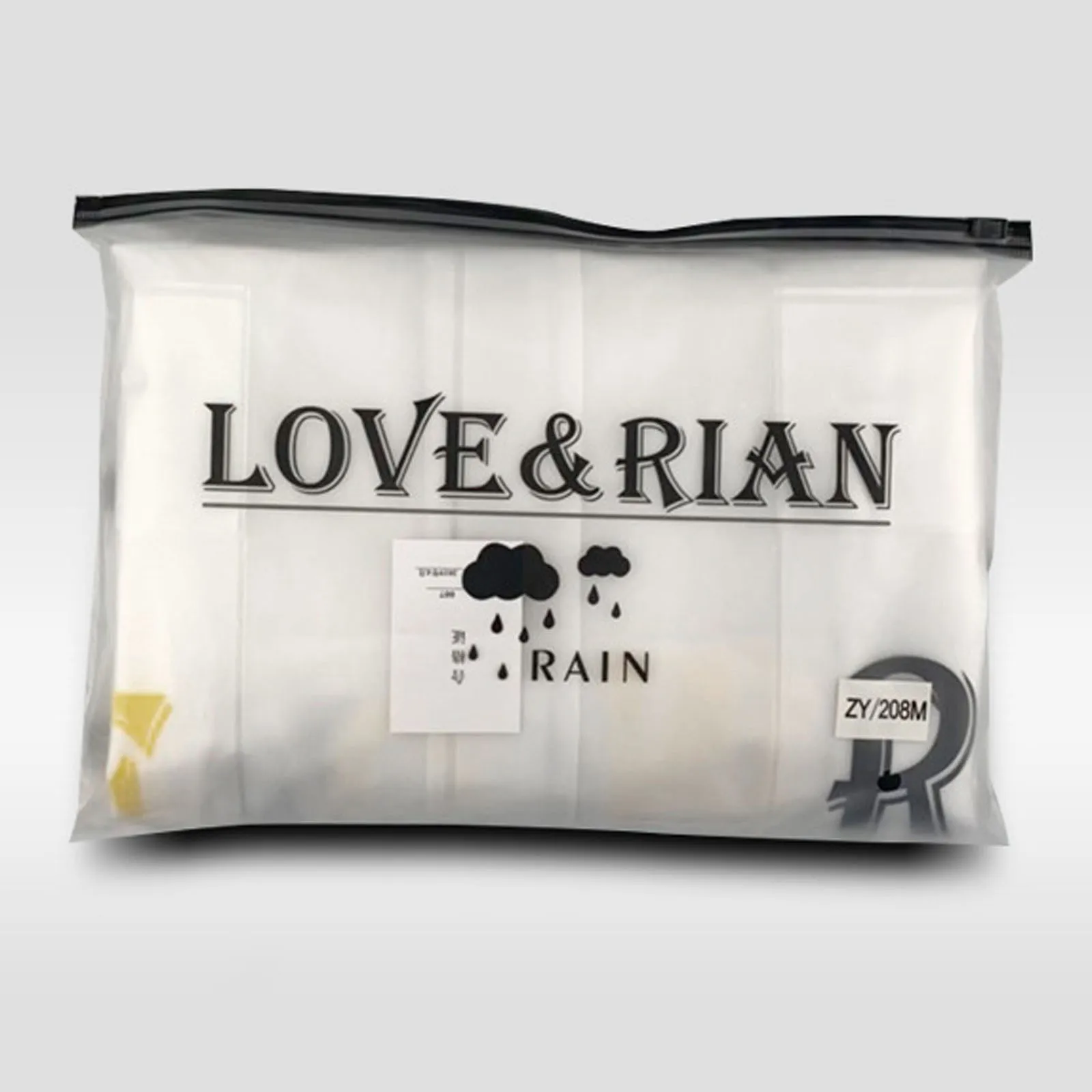 

Fashion Hooded Raincoat Waterproof Windproof Outdoor Sports Hiking Trekking Traveling Cycling Rain Jacket High Quality 2021