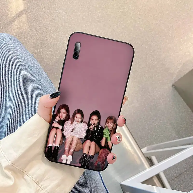 

Black and pink Phone Case For honor 8a 5 7 10i 9 10 20 30 v 7 9 honorview pro Cover Fundas Coque