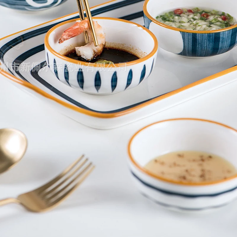 Детская короткая футболка с героями из японского тарелка маленькая для фруктов и