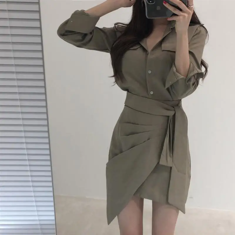 

2021 Korean style spring retro elegant small machine shirt Outfits irregular A- line skirt temperament two-piece set