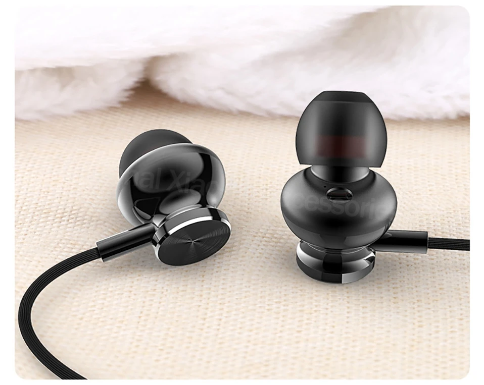 Magnetic Earphone 3.5mm Digital Audio Metal Bass Headset With Mic Headphone Stereo 3D HiFi Sound Sport Earbuds For Xiaomi iPhone