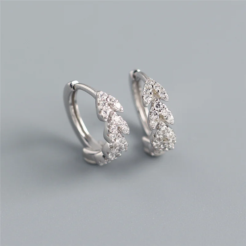 Женские серьги гвоздики из серебра 100% пробы в форме сердца|Серьги-гвоздики| |