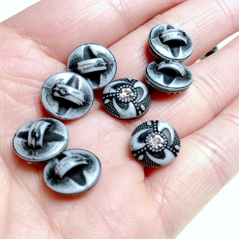 HL 30/50/150 шт 11 мм новые кнопки из смолы хвостовик с Стразы DIY Швейные аксессуары для
