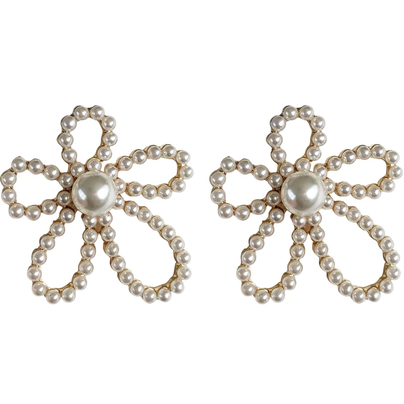 

S925 needle flower earrings 2020 new fashion face small high-end earrings French web celebrity pearl earrings