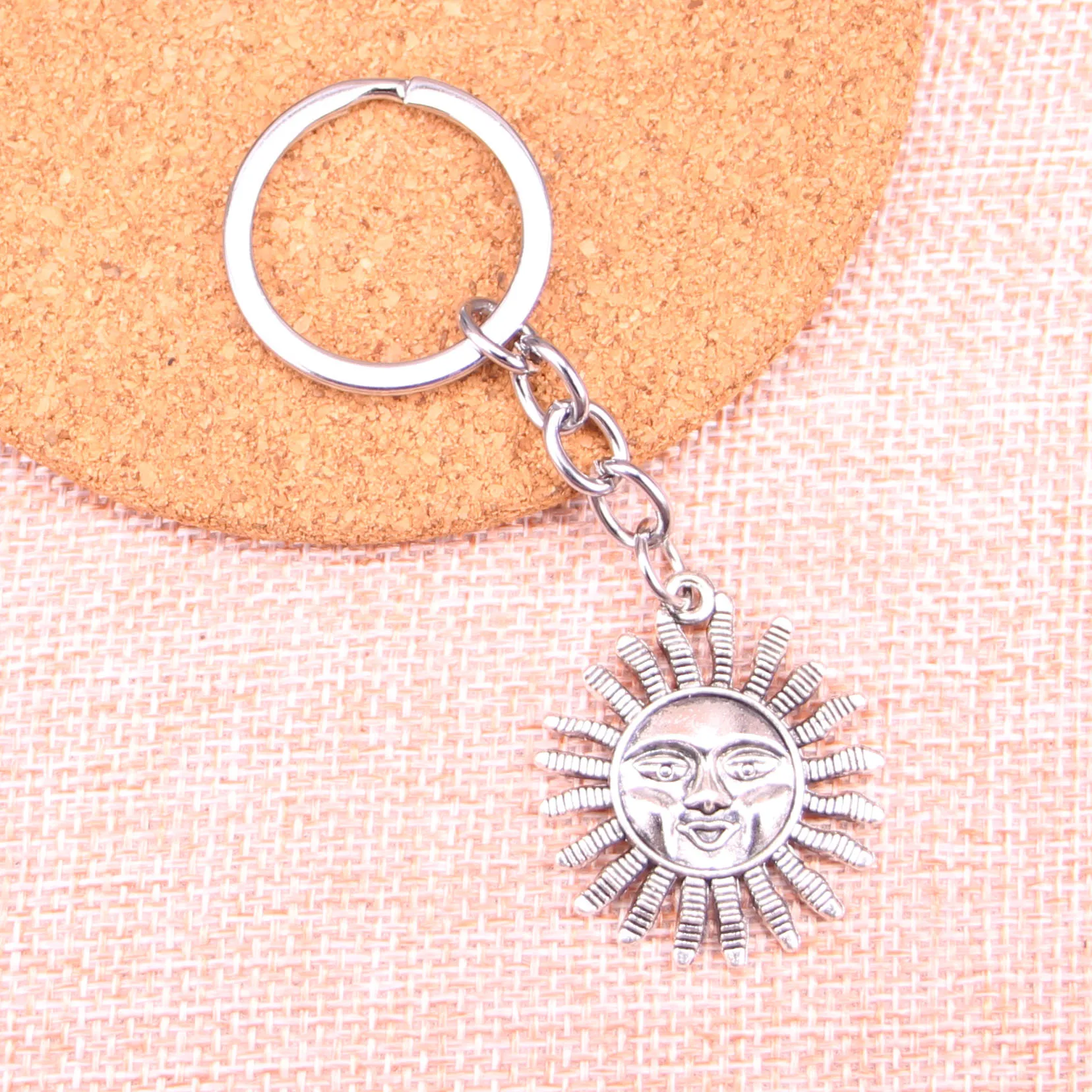 Брелок для ключей с подвеской в виде солнца 34 х29 мм 20 шт.