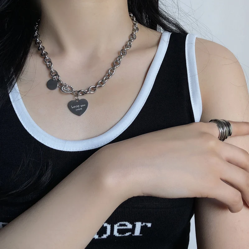 

Harajuku Love Heart Pendant Necklace For Women Punk Stainless Steel Clavicle Chain Hip hop Fashion top quality Choker