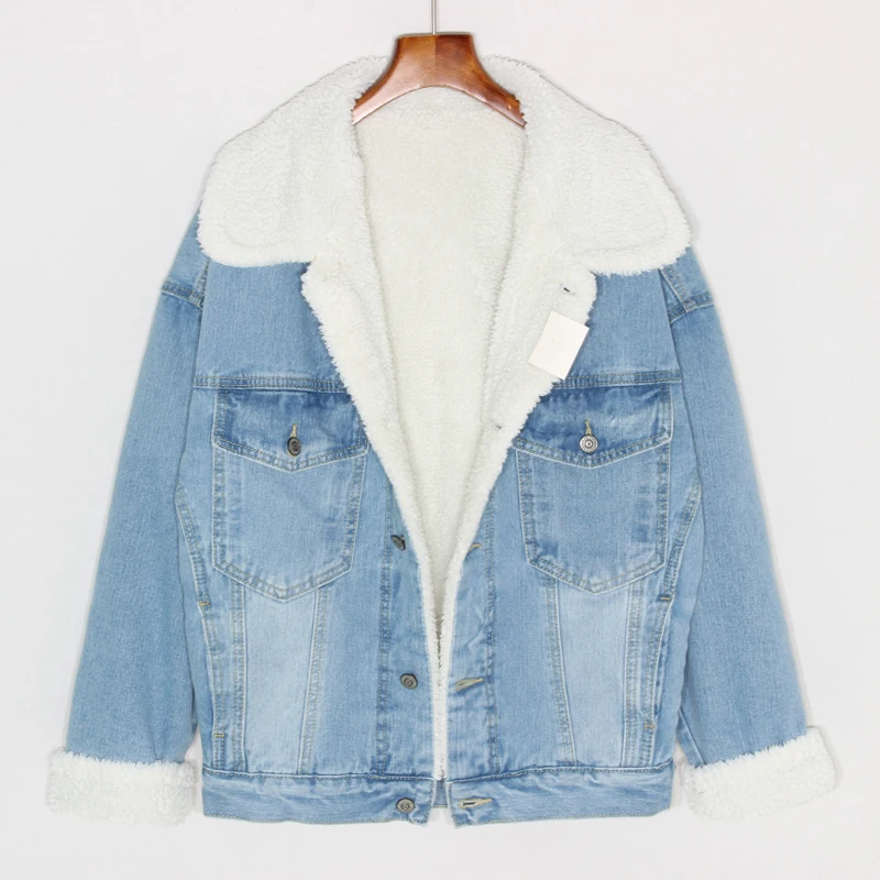 

Корейская модная зимняя новая Толстая теплая джинсовая куртка с меховой подкладкой из ягненка женская верхняя одежда средней длины свобод...