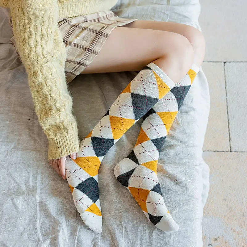 

Socks Female Japanese Retro Rhombus Knee-length Socks Korean Forest Jk Socks Calf College Wind High-tube Long Socks