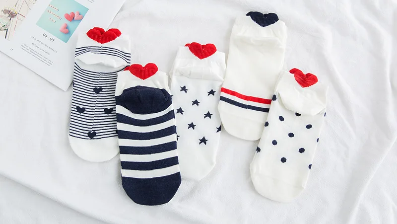 5Pairs/lot Women Cotton Striped Socks Cute Ankle Socks Short Women Socks Casual Animal Ear Red Heart Gril Socks 35-40
