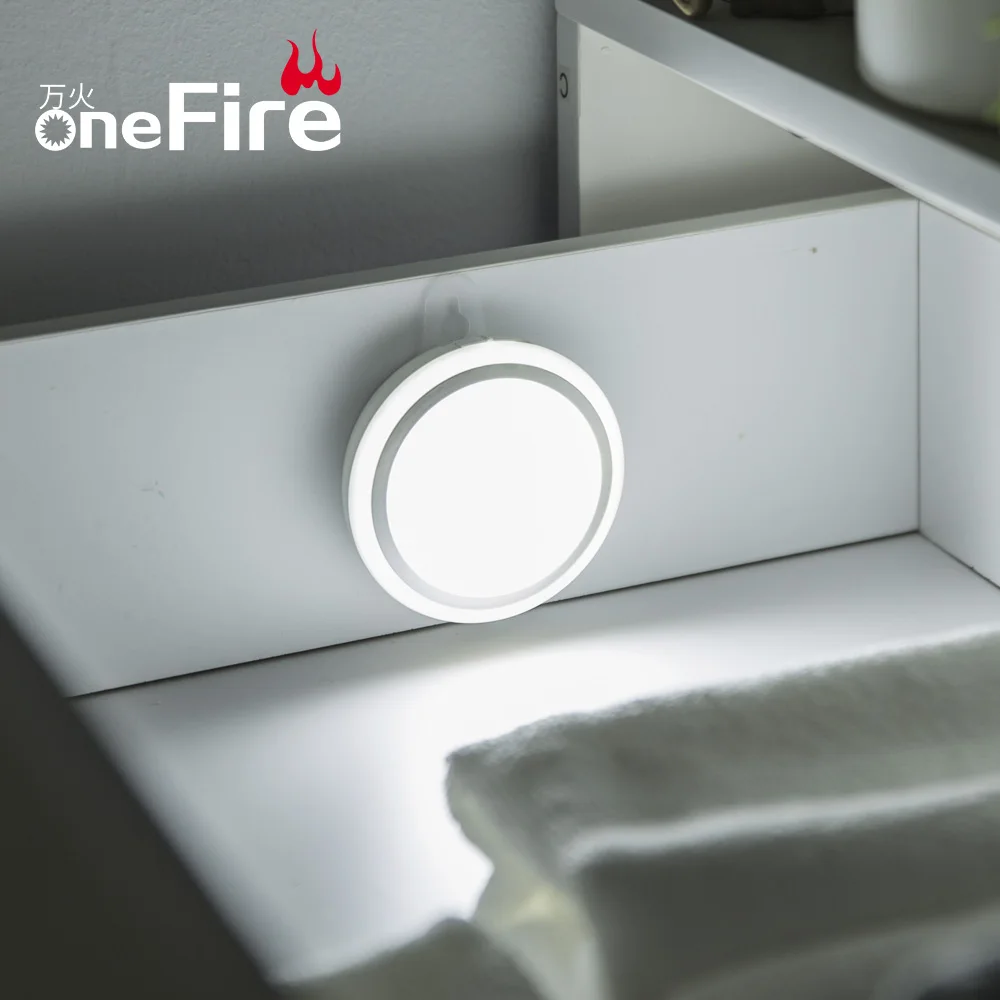 Ночной свет Туалет / WC Светодиодные датчики движения Лампа с датчиком батарейным